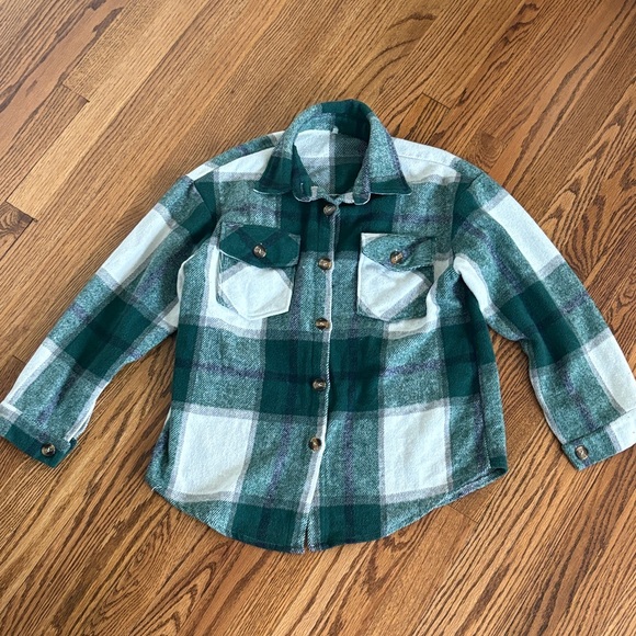 Tops - Plaid shacket